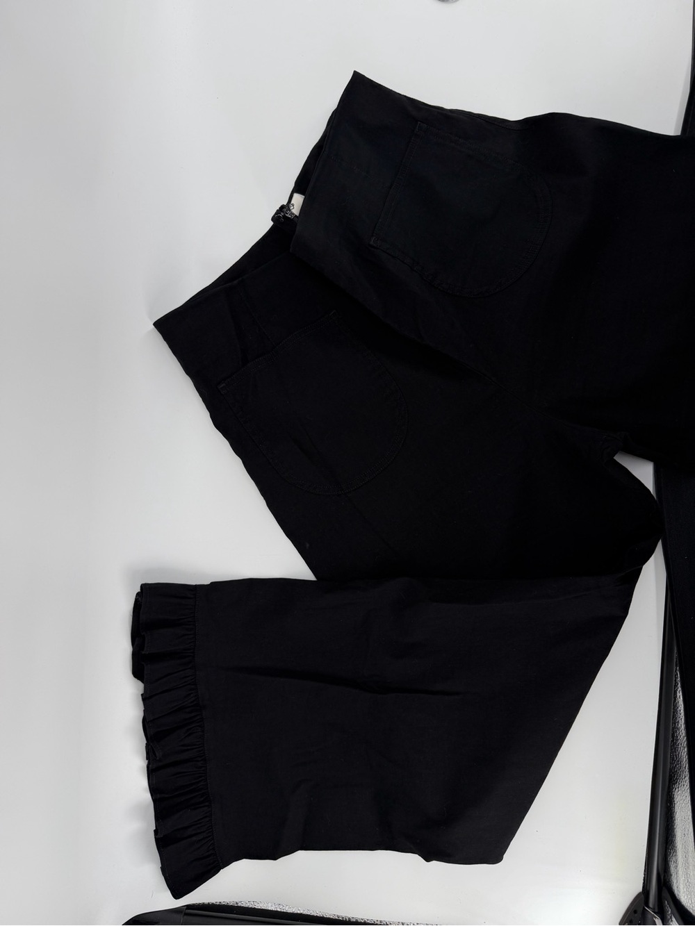 Aritzia Maeve black The Colette Ruffle-Hem Knit Wide-Leg Pants by Maeve Size 32 - Picture 5 of 9